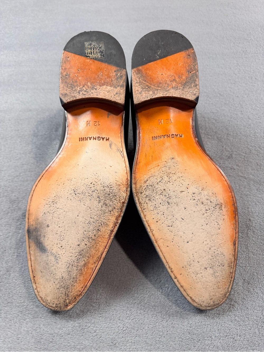 Magnanni Whole Cut Black Leather Dress Shoes - Picture 10 of 13